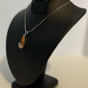 Elegant Silver and Orange Pendant Necklace